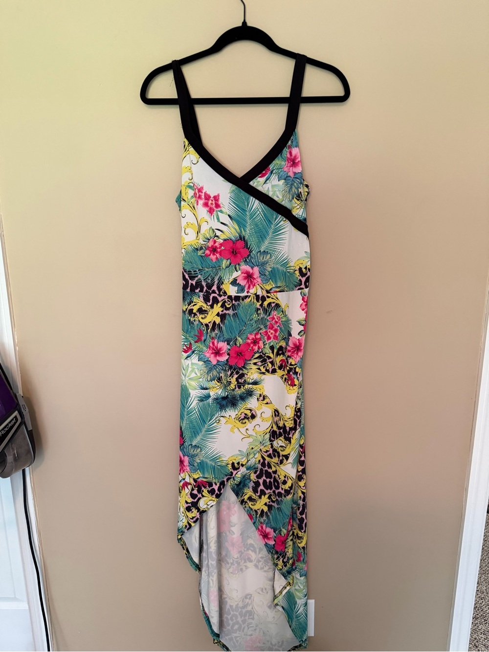 VENUS White Tropical High-Low Maxi Dress with Black Trim
